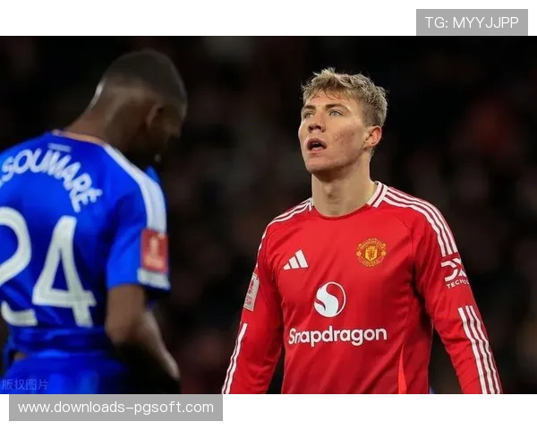 深度报道:曼联热刺交锋历史百年回顾,从传奇到现代 深度报道:曼联热刺交锋历史百年回顾,从传奇到现代